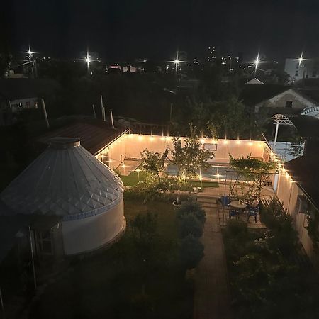 Tunduk Hostel Бишкек Екстериор снимка