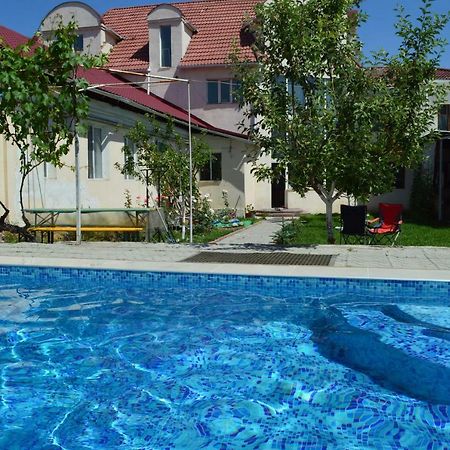 Tunduk Hostel Бишкек Екстериор снимка